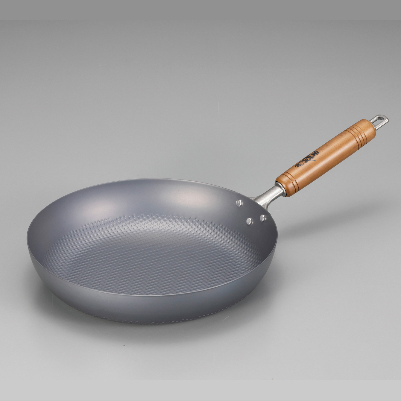 窒化エンボスフライパン28cm